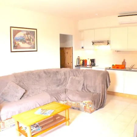House With 2 Bedrooms In With Wonderful Sea View Shared Pool Enclosed Garden 10 Km From The Beach Nyaraló *