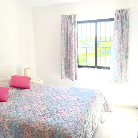 House With 2 Bedrooms In With Wonderful Sea View Shared Pool Enclosed Garden 10 Km From The Beach Holiday home *